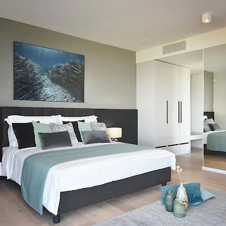 Unique Vista On Idyllic Location Villa *